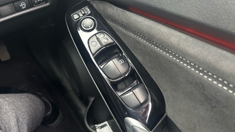 Nissan Juke 1.0 DiG-T 114 Tekna+ 5dr Petrol Hatchback